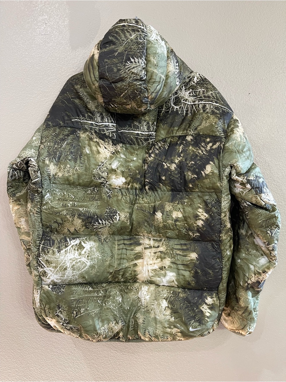 Nike ACG Lunar Lake green camo unisex primaloft packable hooded puffer jacket - Picture 3 of 10